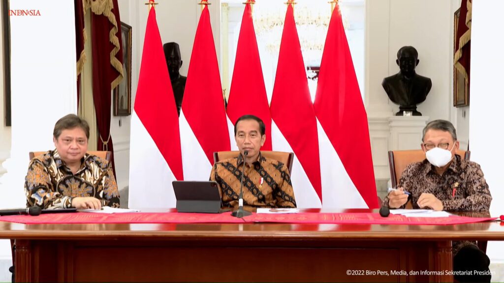 Jokowi Larang Ekspor Bijih Bauksit Mulai Juni 2023 - PAJAK.COM