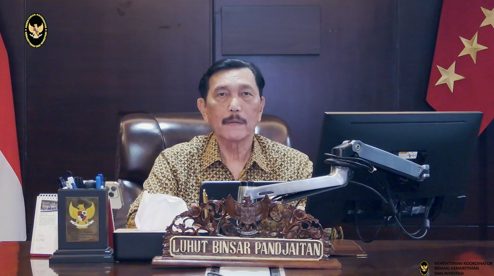 Luhut: Kenaikan Bea Masuk 200 Persen Tak Hanya Berlaku untuk Barang dari AS  dan Tiongkok